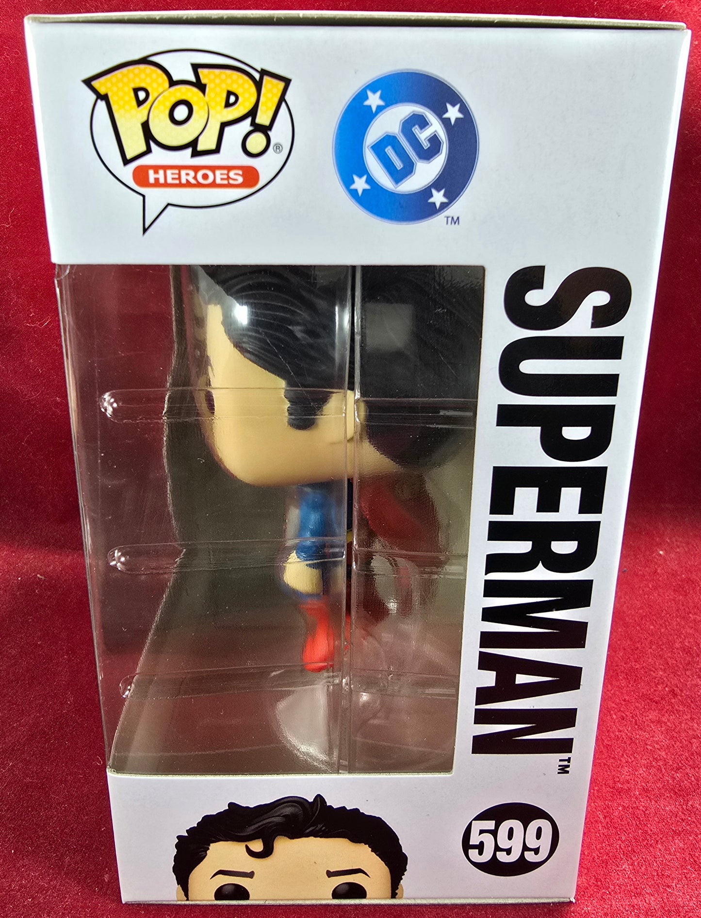 Superman funko # 599 (nib) With pop protector