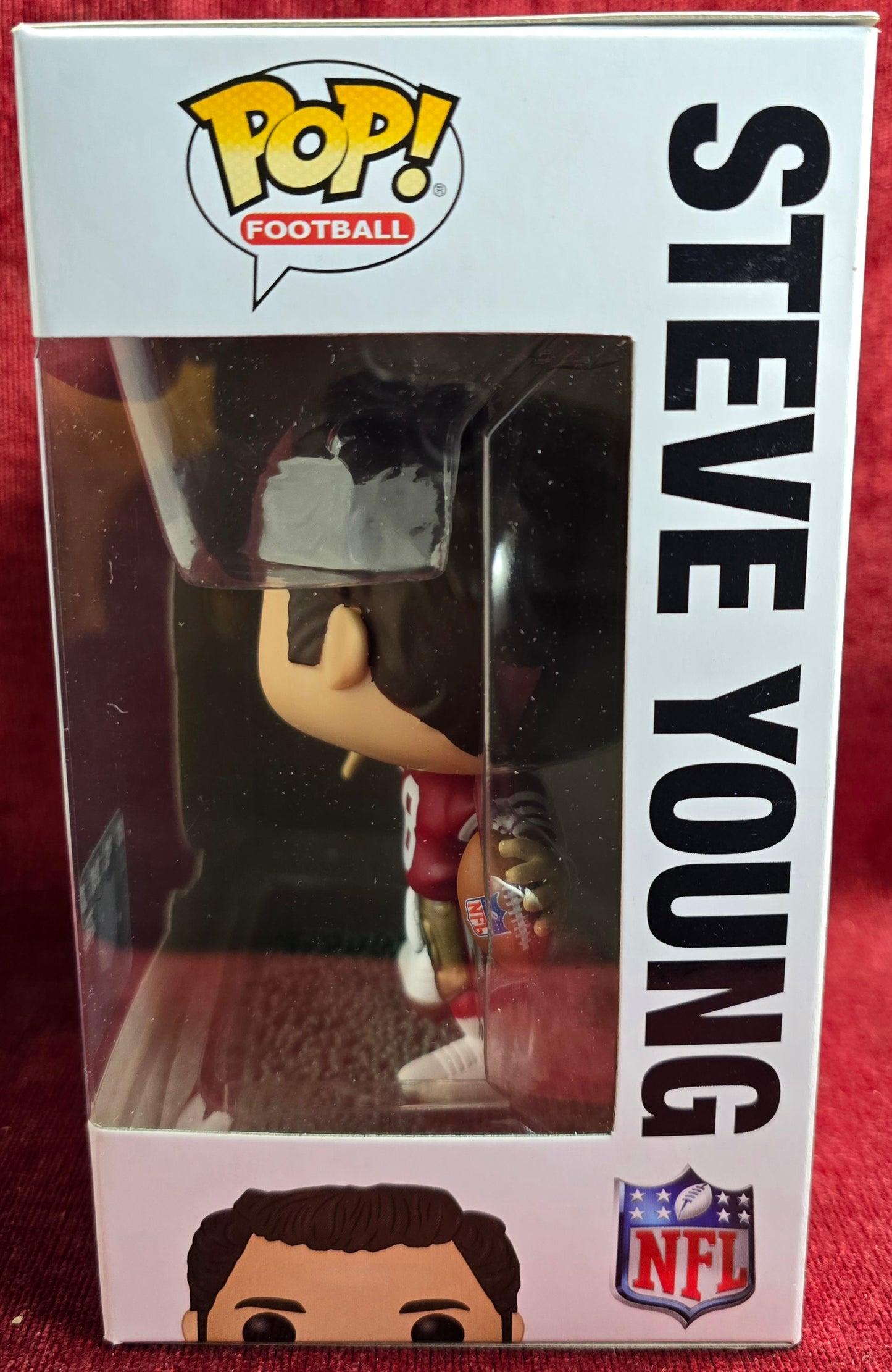 Funko Pop! Football: Steve Young # 153 (Nib)
With pop protector