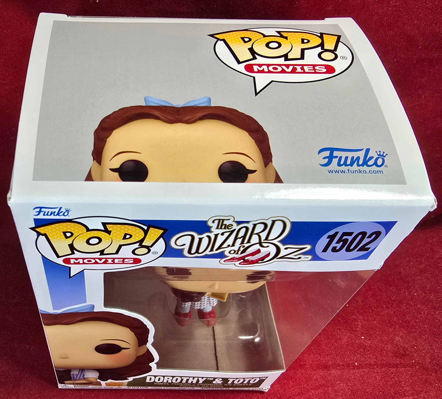 Dorothy & toto funko # 1502 (nib)
With pop protector