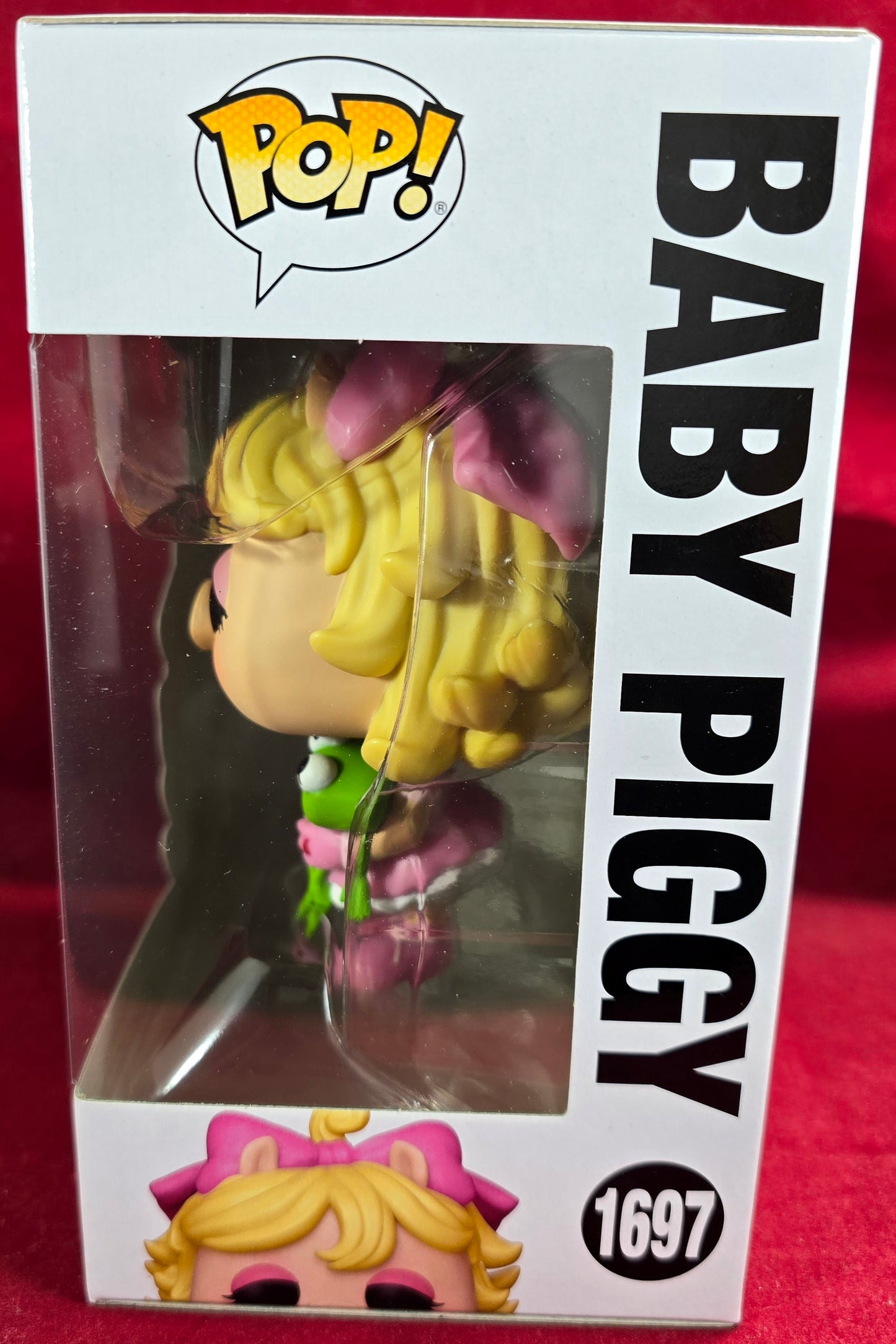 Baby Piggy Funko #1697 (Nib)
With pop protector