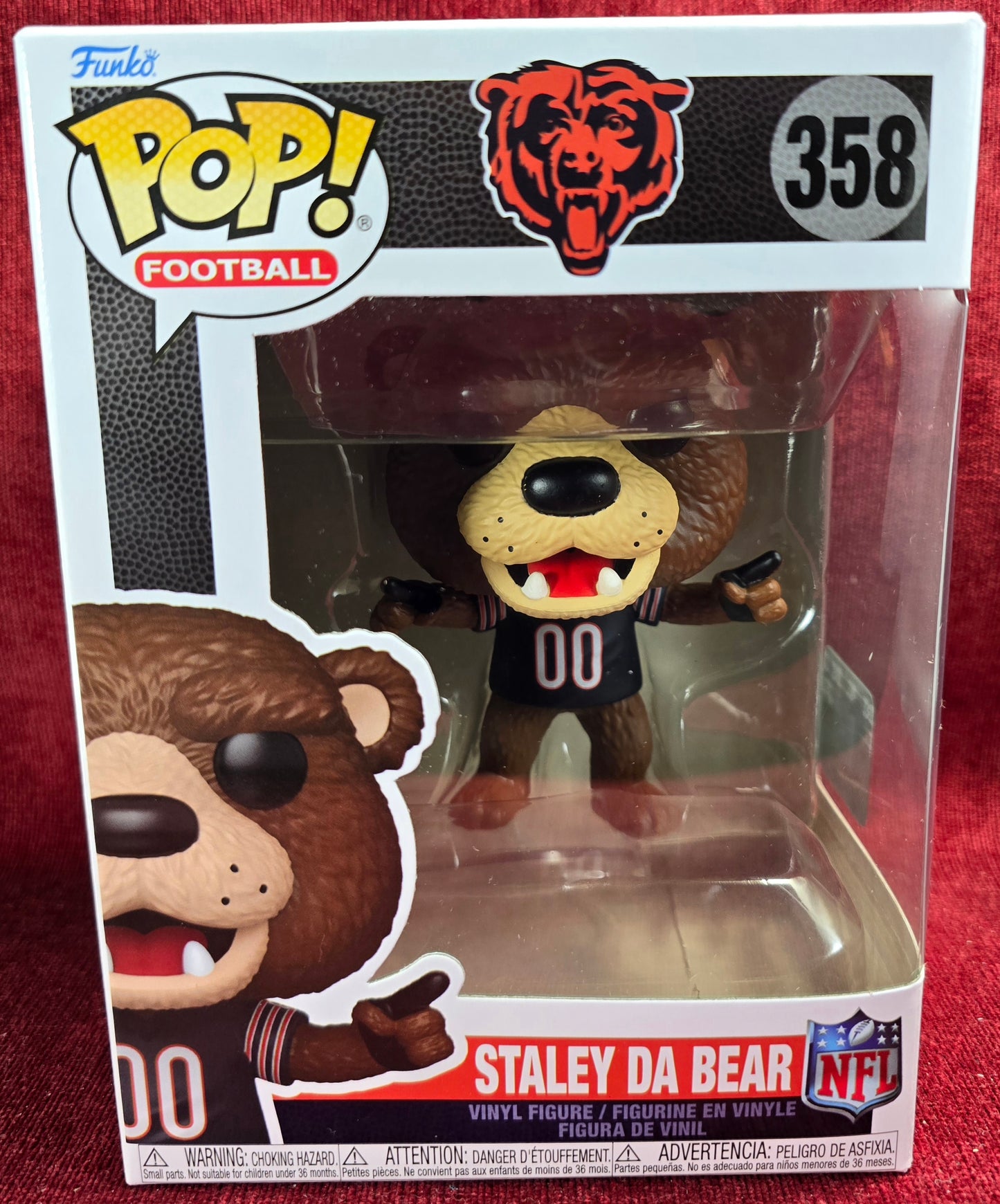 Funko! Football: Staley Da Bear # 358 (Nib)
With pop protector