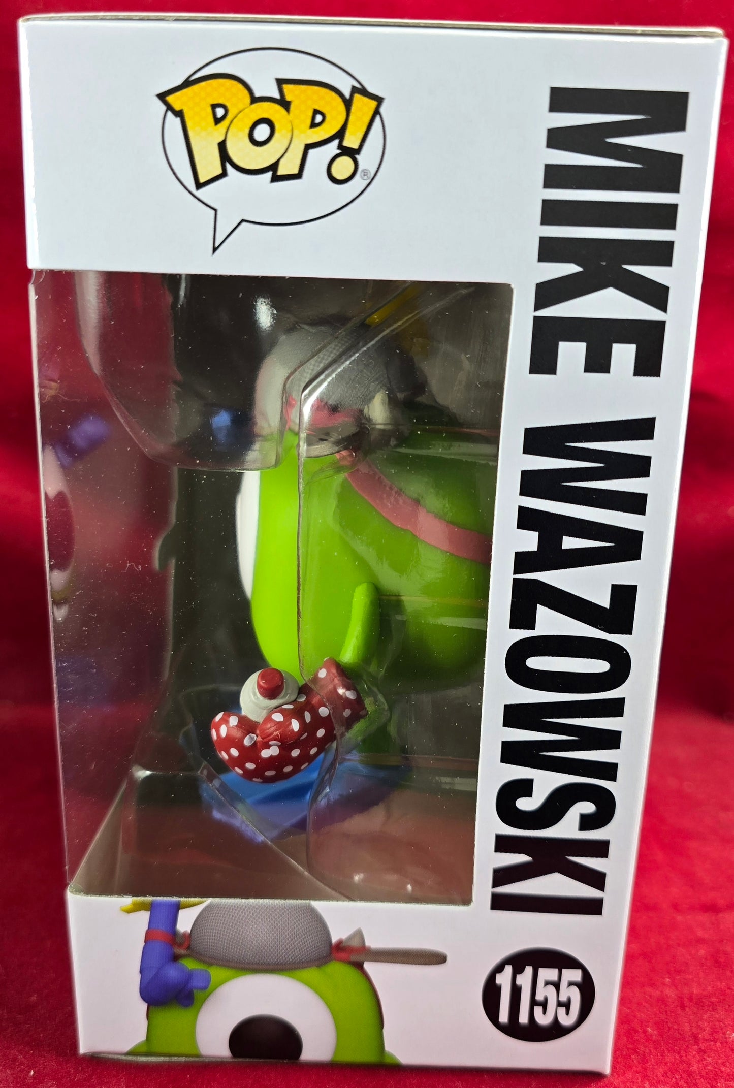 Mike Mazowski funko # 1155 (nib)
With pop protector