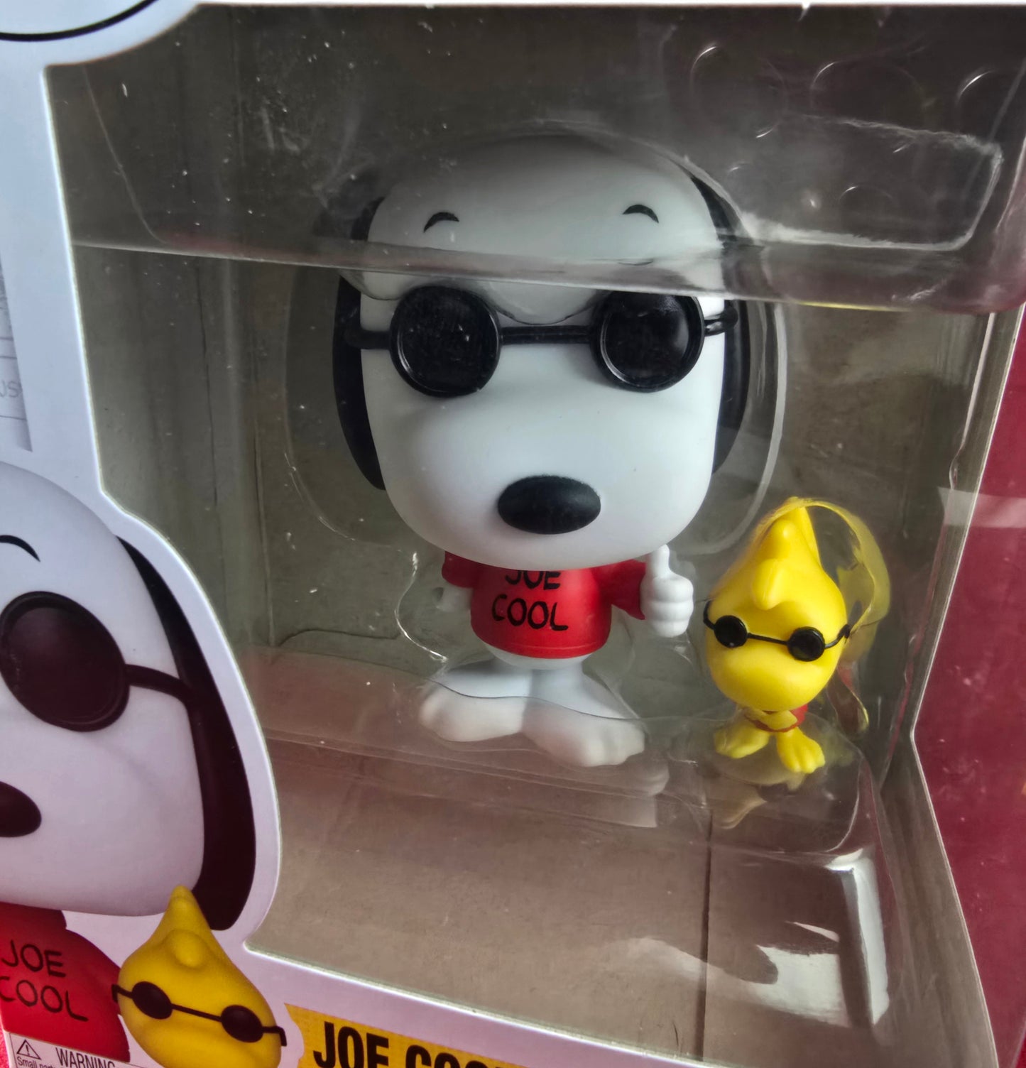Joe Cool & Woodstock funko # 1680 (nib) With pop protector