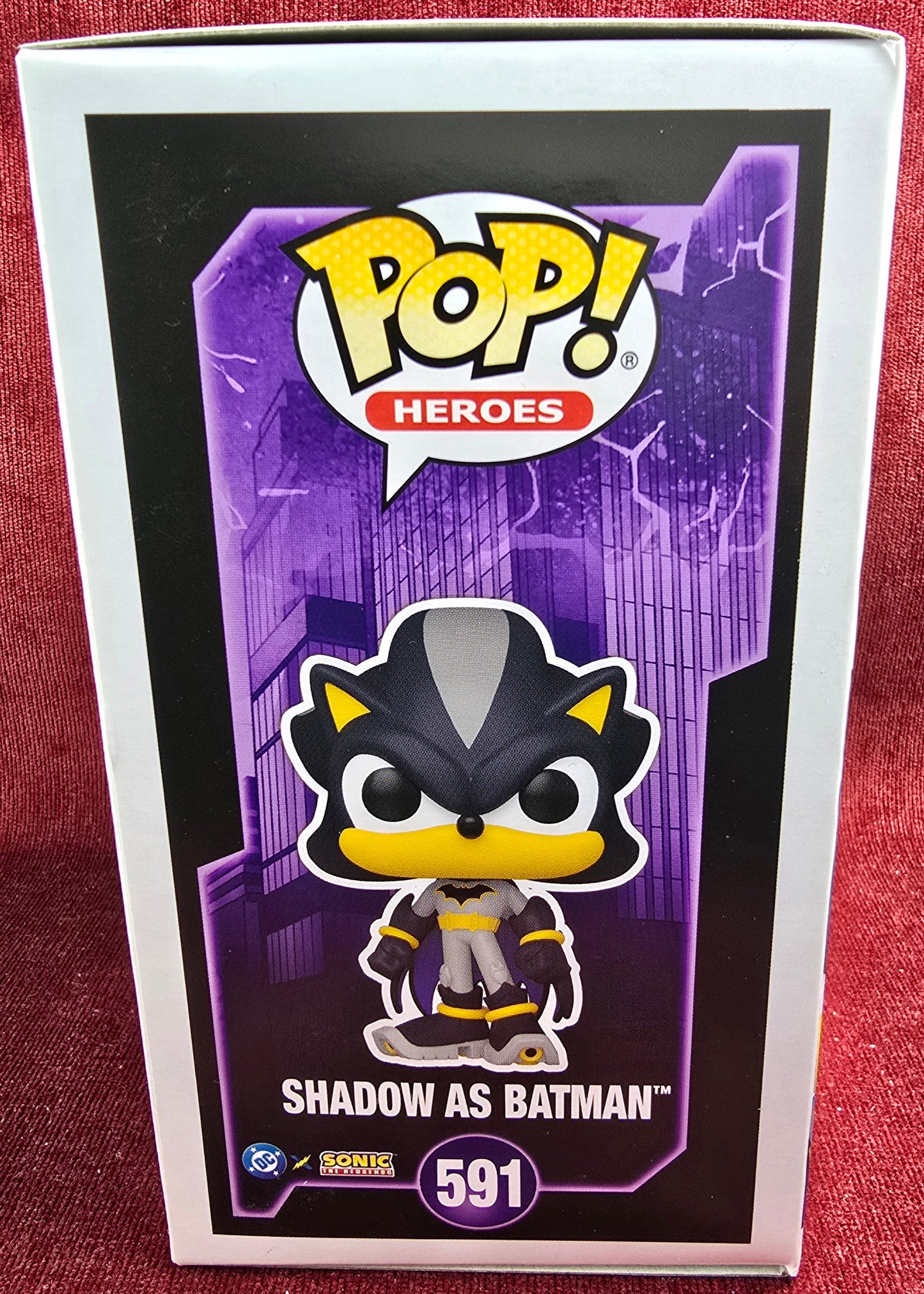 Funko Pop! Vinyl: Exclusive Shadow as Batman # 591 (Nib) 
With pop protector
