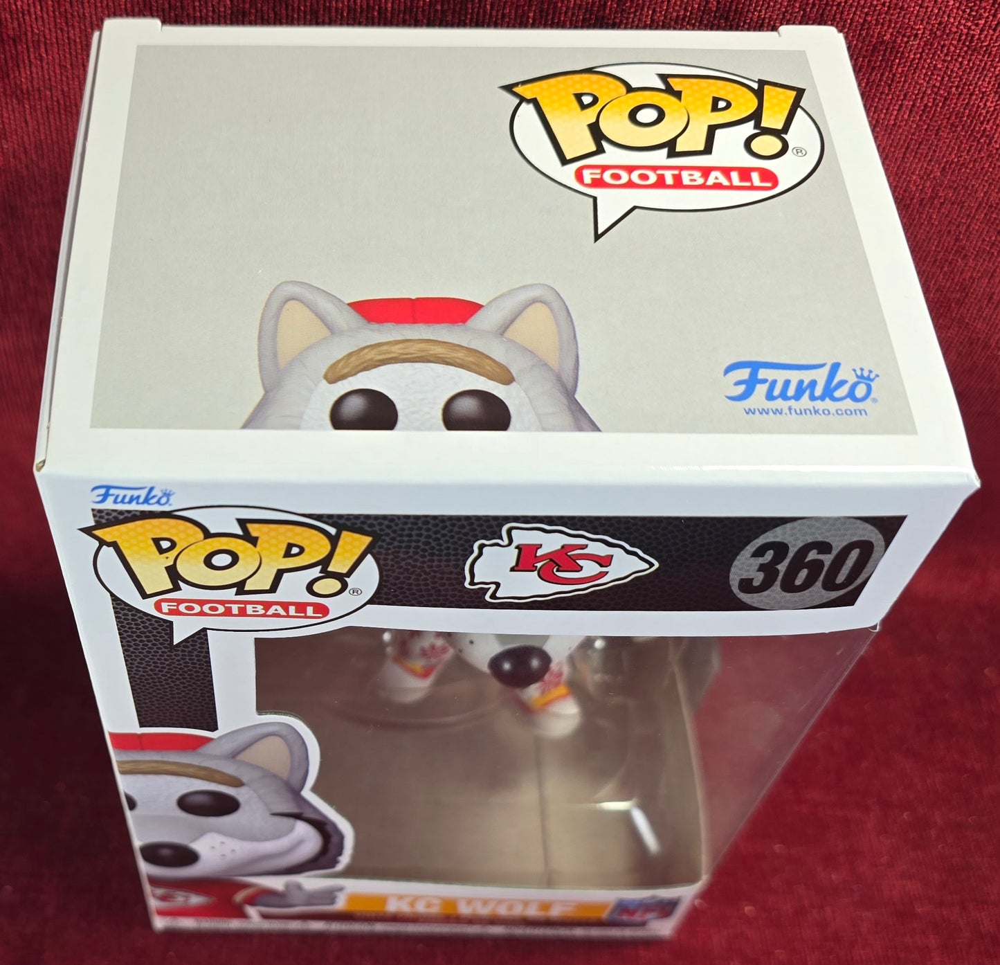 Funko! Football: Kc Wolf # 360 (Nib) 
With pop protector