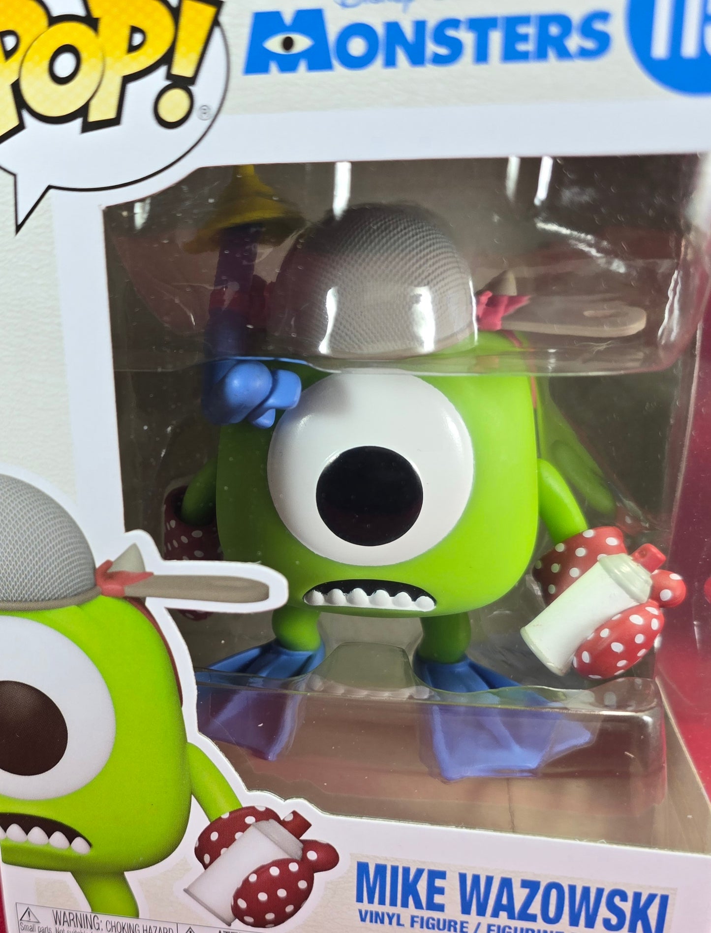 Mike Mazowski funko # 1155 (nib)
With pop protector