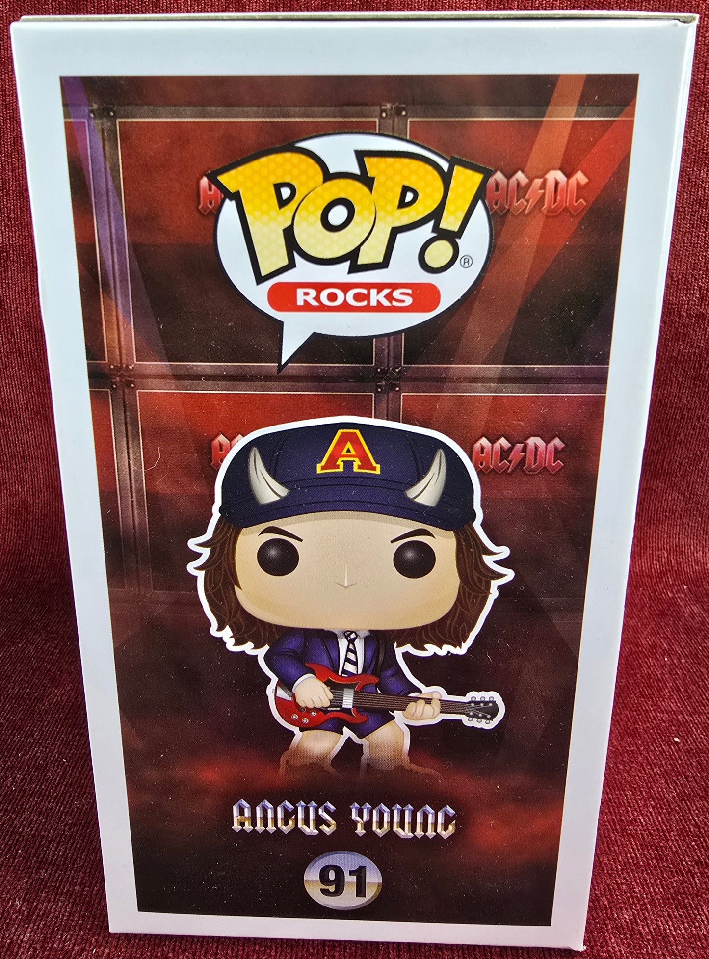 Funko Pop! Vinyl: Angus Young #91 (Nib)
With pop protector