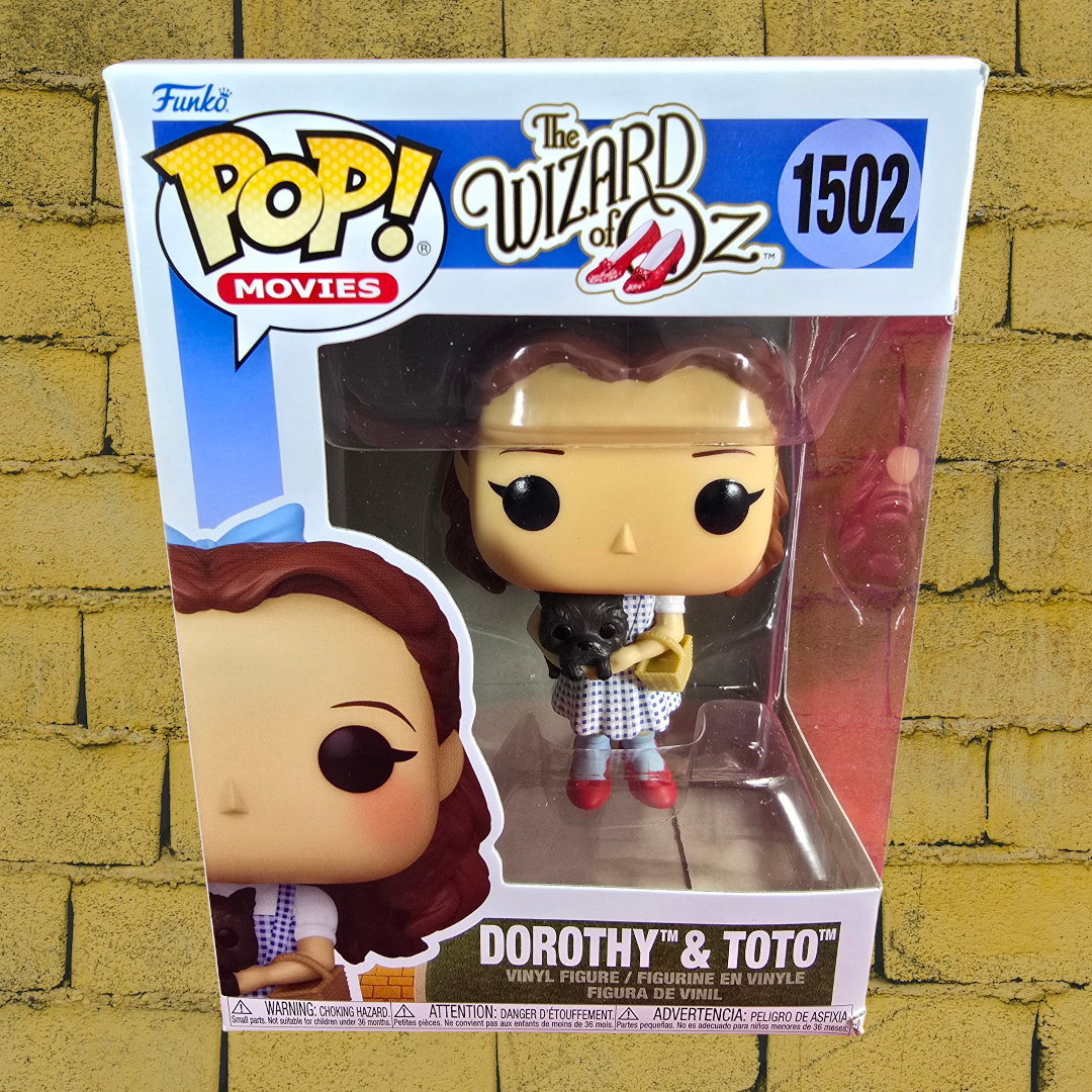 Dorothy & toto funko # 1502 (nib)
With pop protector