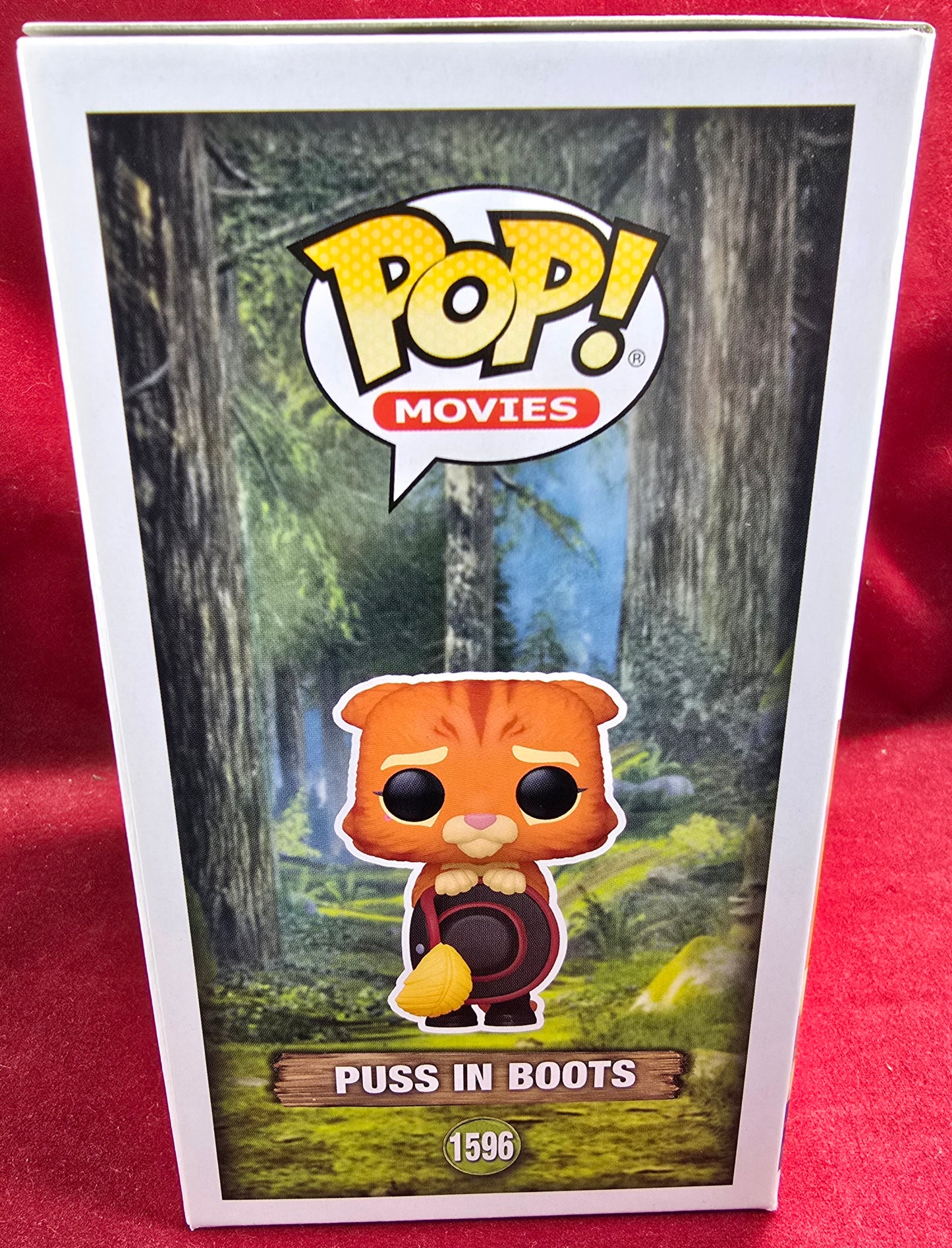 Puss in Boots Funko #1596 (Nib)
With pop protector