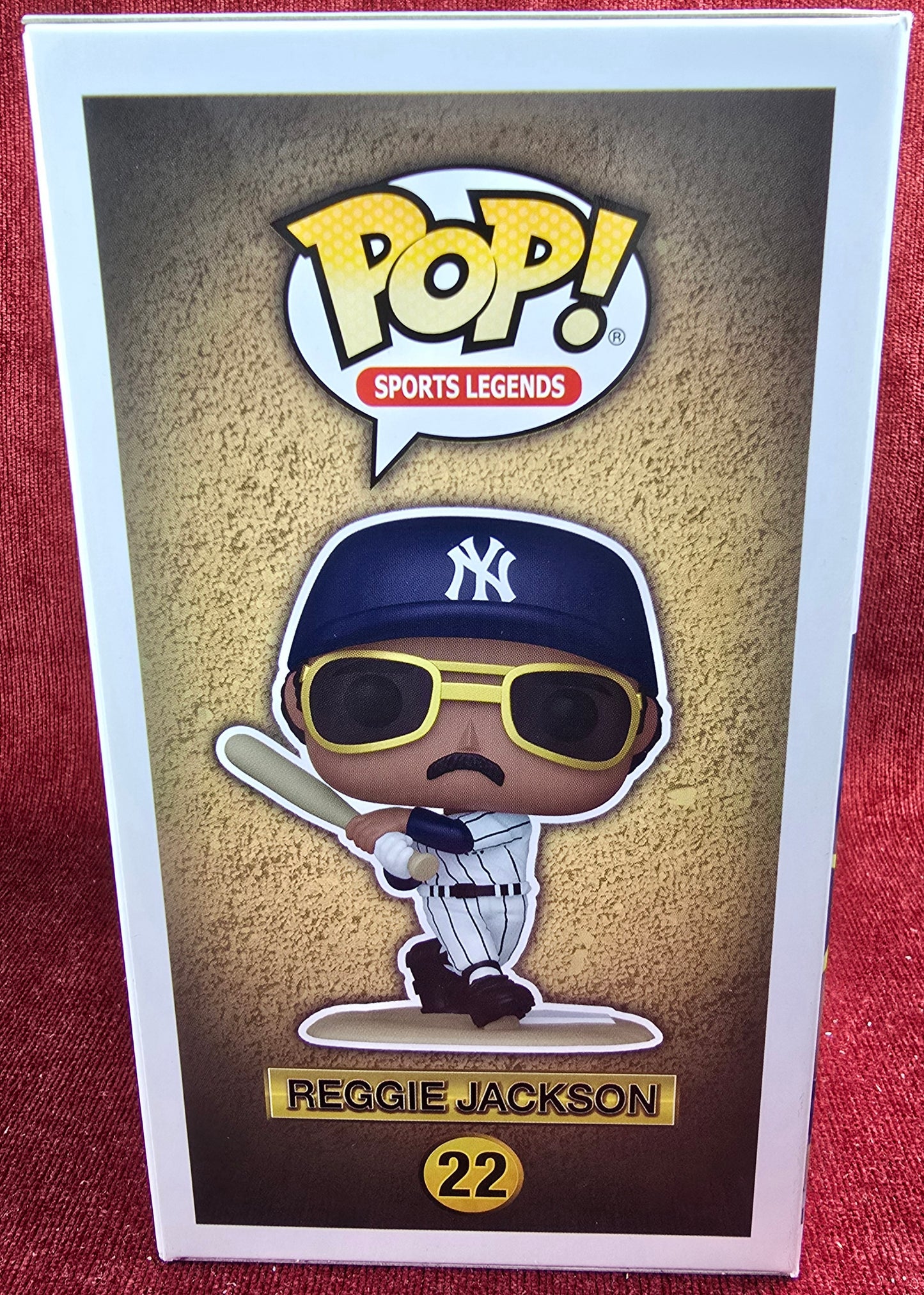 Funko POP! Vinyl: Reggie Jackson # 22 (Nib)
With pop protector