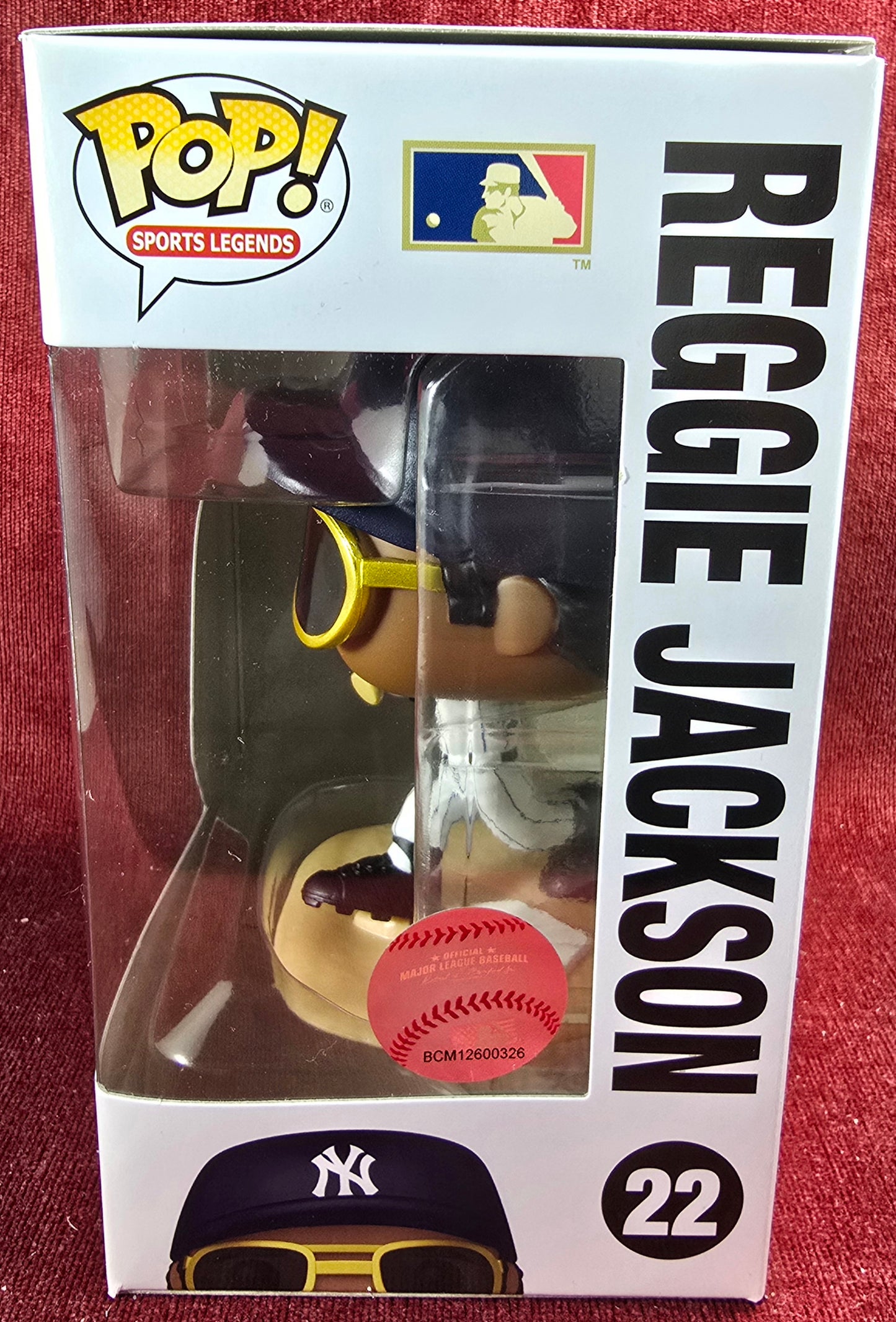 Funko POP! Vinyl: Reggie Jackson # 22 (Nib)
With pop protector