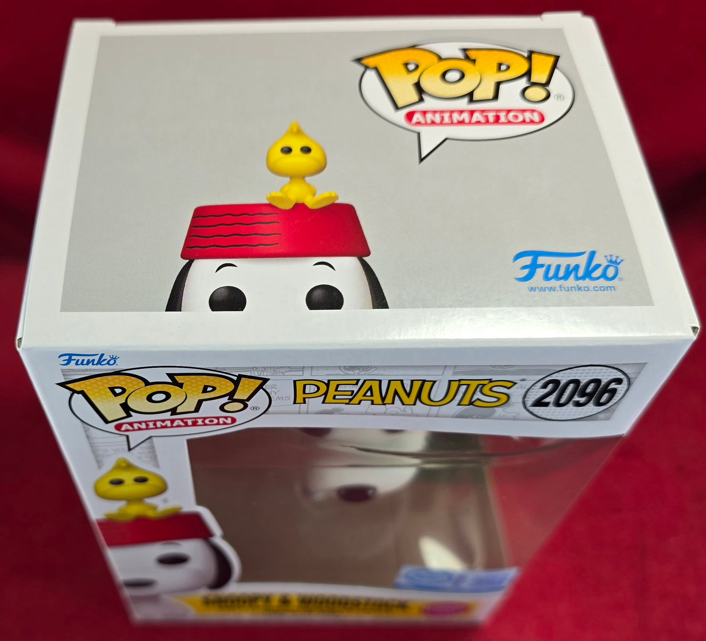 Entertainment earth exclusive Peanuts Snoopy & Woodstock Funko #2096 (Nib)
With pop protector