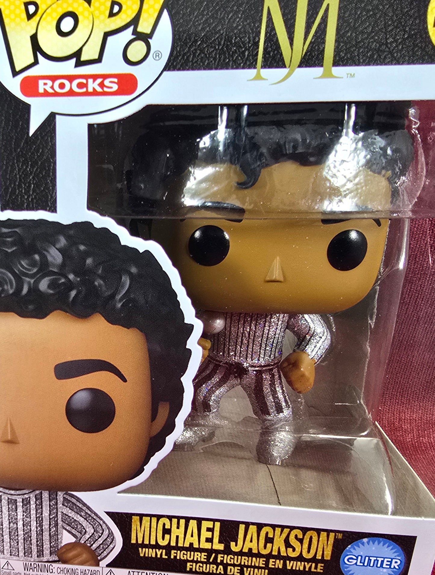 Funko Pop! Vinyl: Michael Jackson # 456 (Nib) 
With pop protector