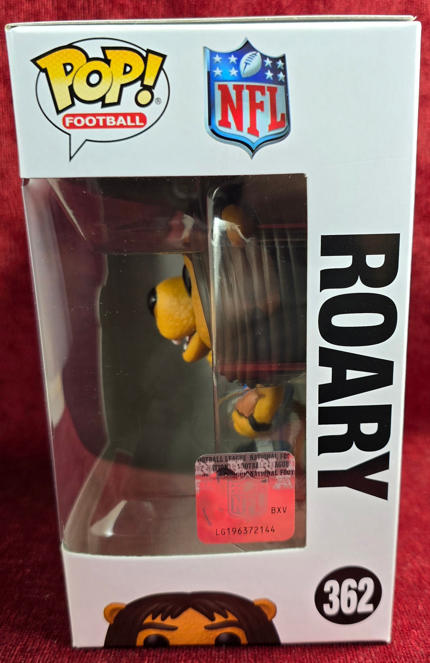 Funko Pop! Football: Roary #362 (Nib)
With pop protector