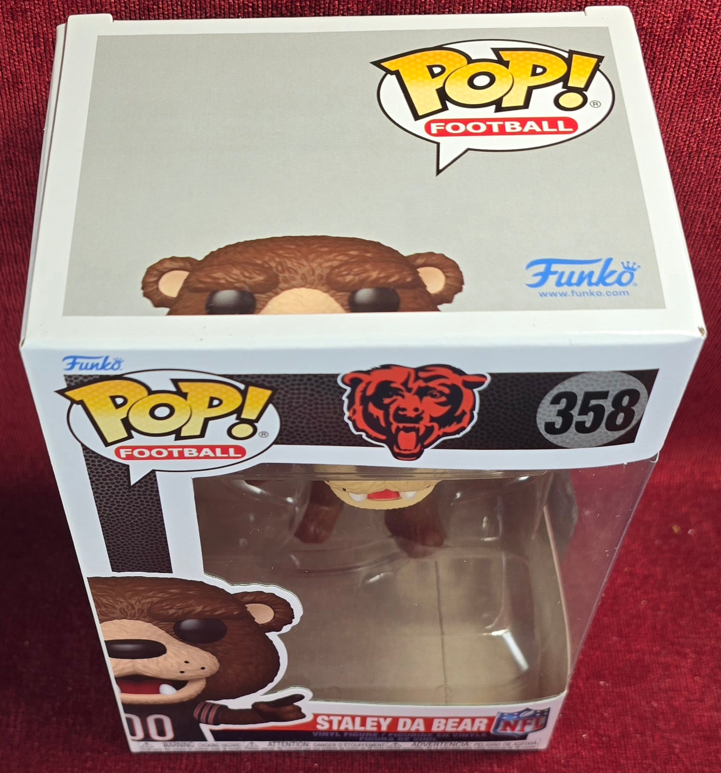 Funko! Football: Staley Da Bear # 358 (Nib)
With pop protector
