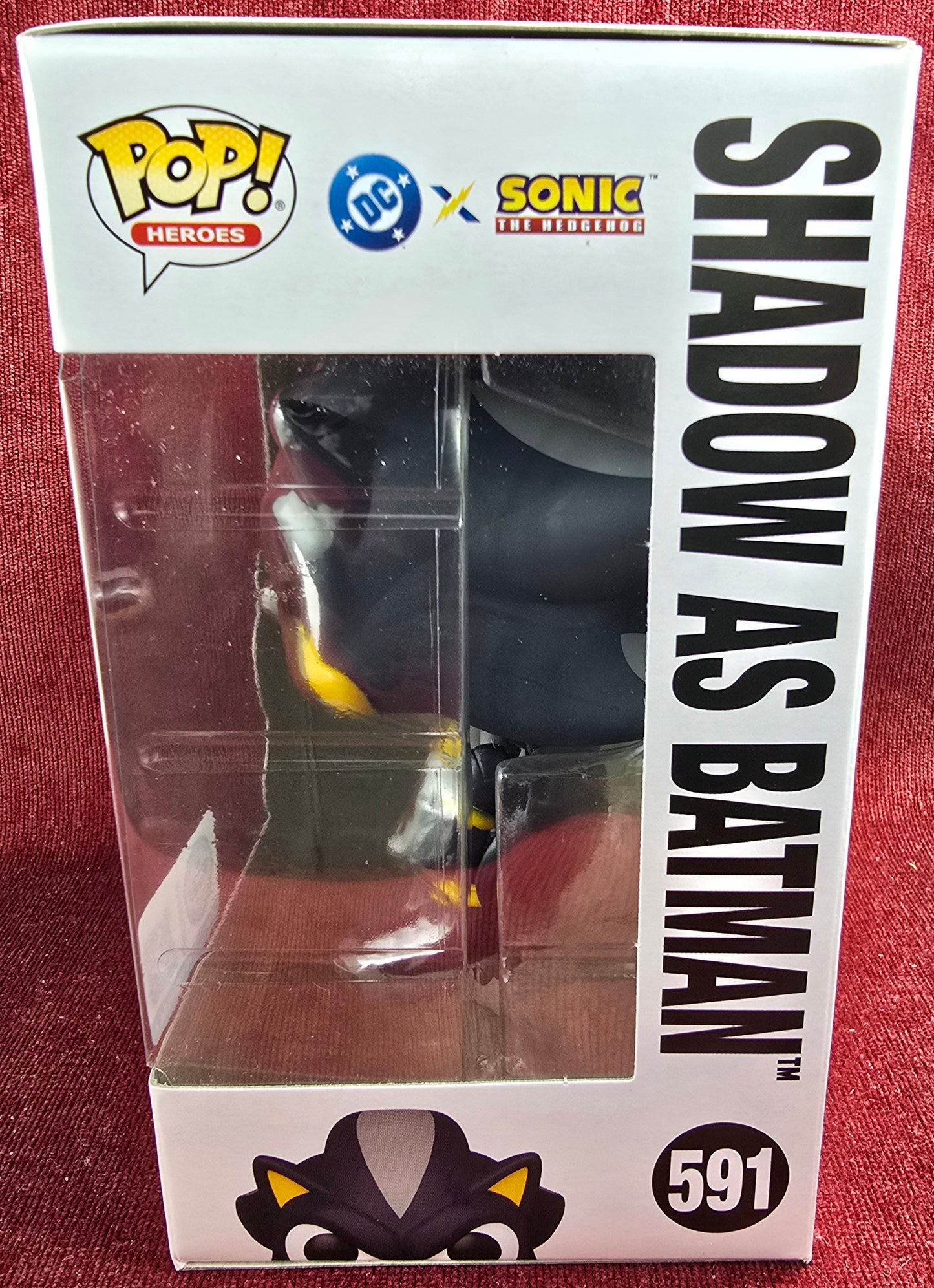 Funko Pop! Vinyl: Exclusive Shadow as Batman # 591 (Nib) 
With pop protector