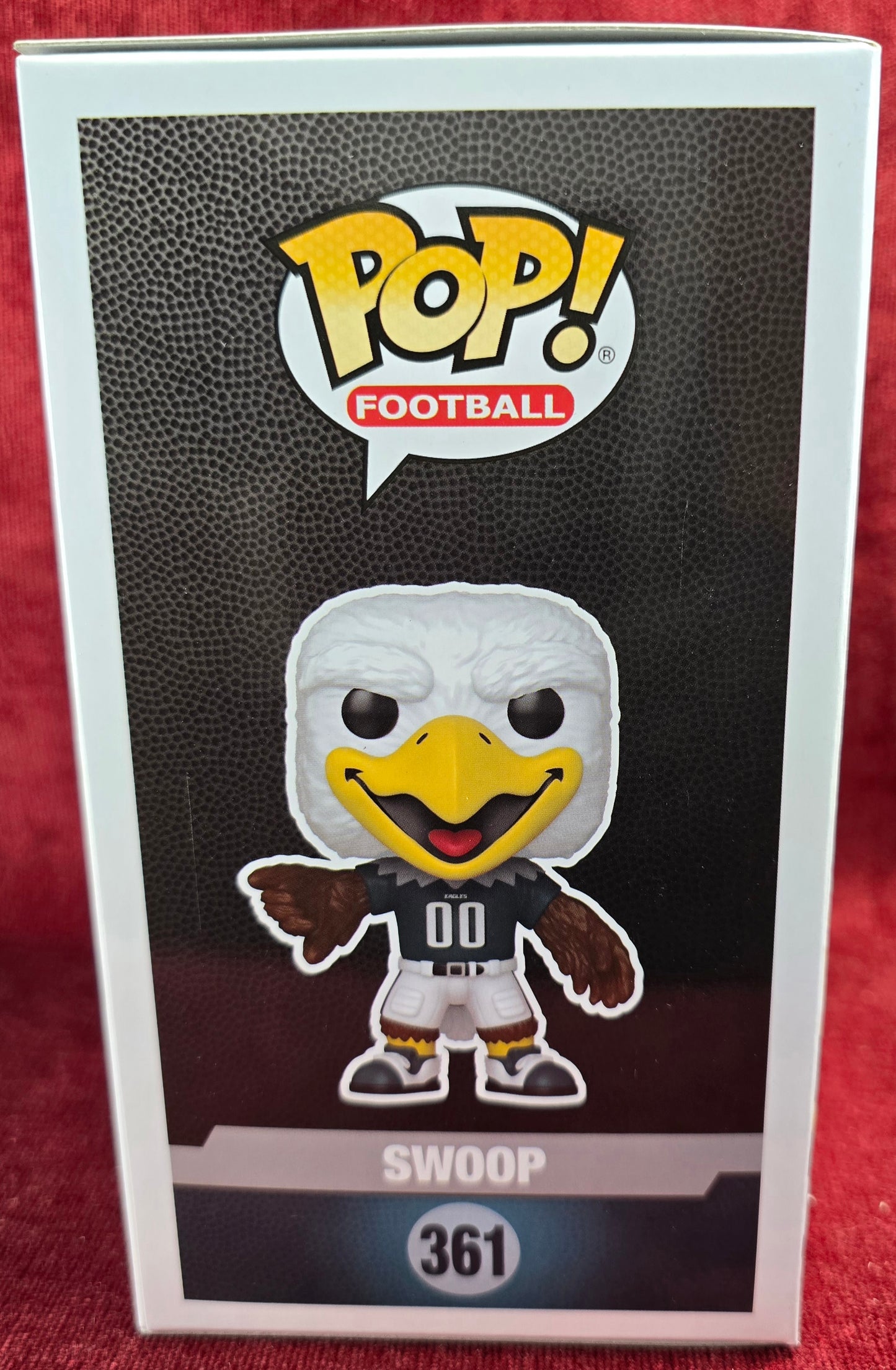 Funko! Football: Swoop # 361 (Nib)
With pop protector