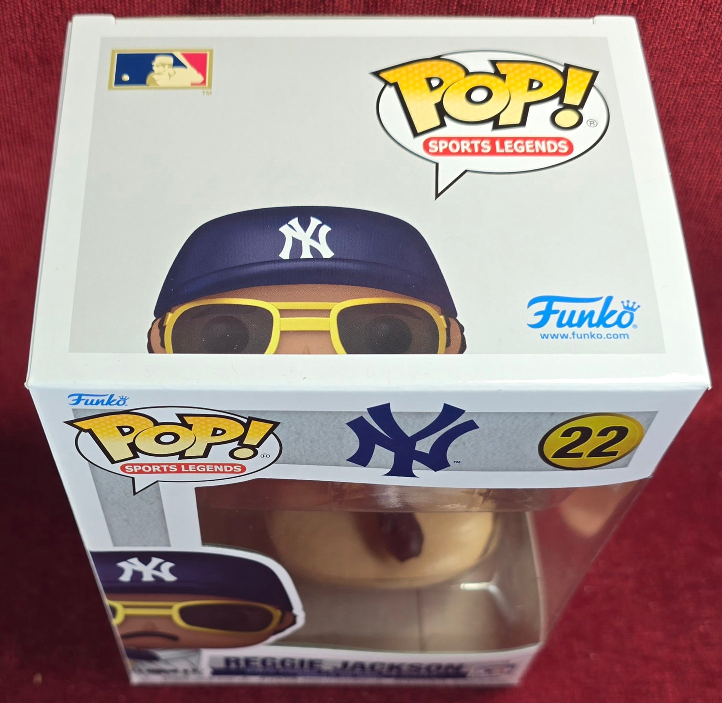 Funko POP! Vinyl: Reggie Jackson # 22 (Nib)
With pop protector