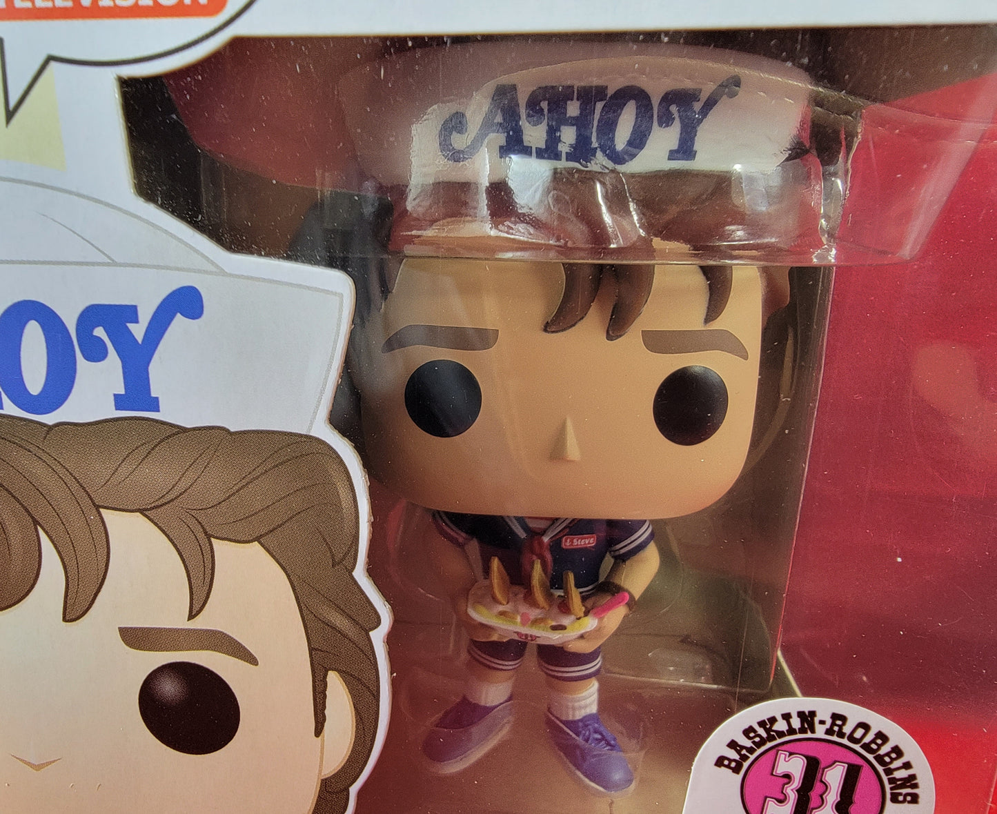Stranger things steve baskin Robins funko # 829 (nib)