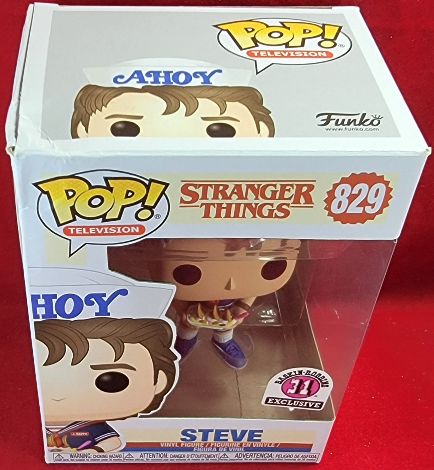 Stranger things steve baskin Robins funko # 829 (nib)