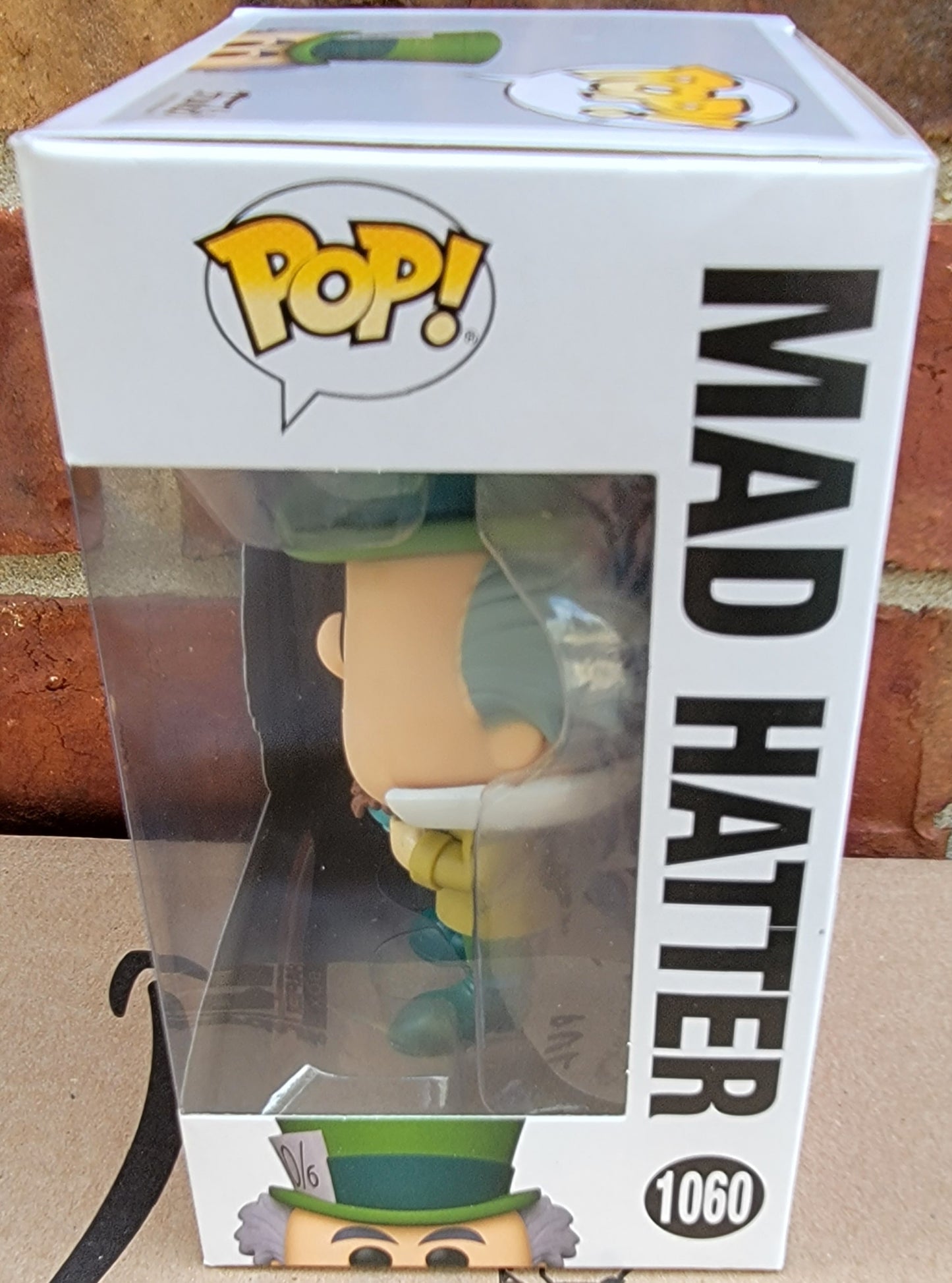 Mad hatter funko # 1060 (nib)