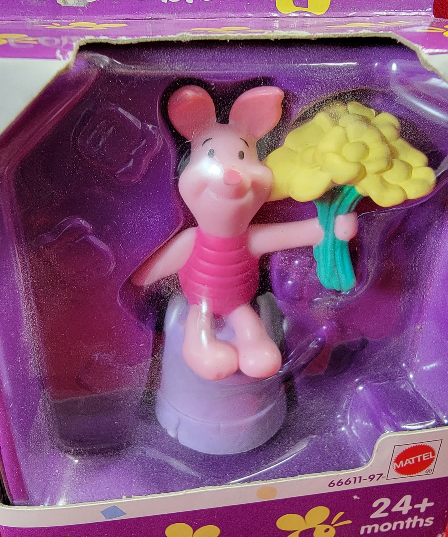 Pooh collectible piget figure (nib)