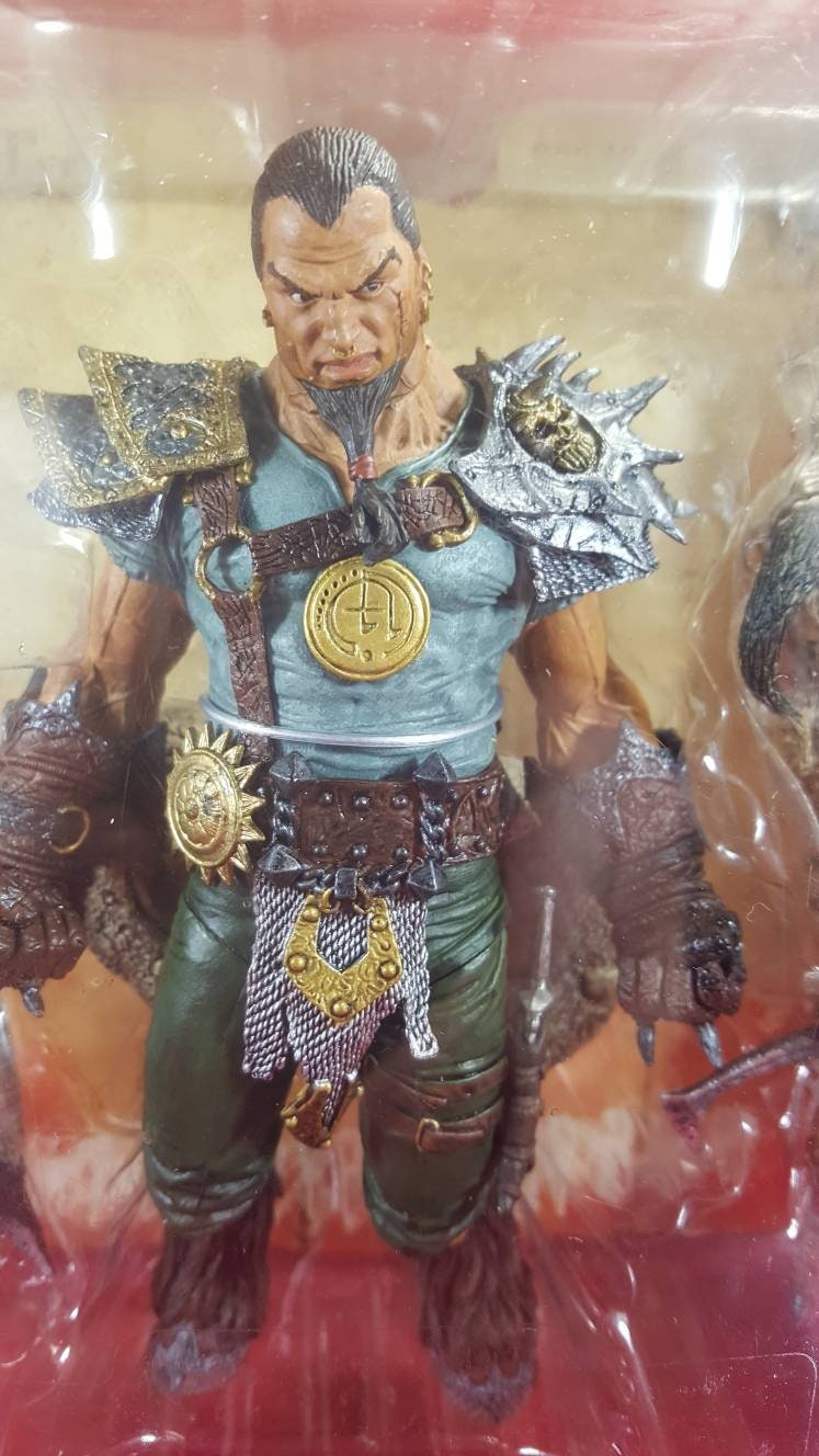 Mcfarlane fantasy series ty legends of the blade hunters (nib)