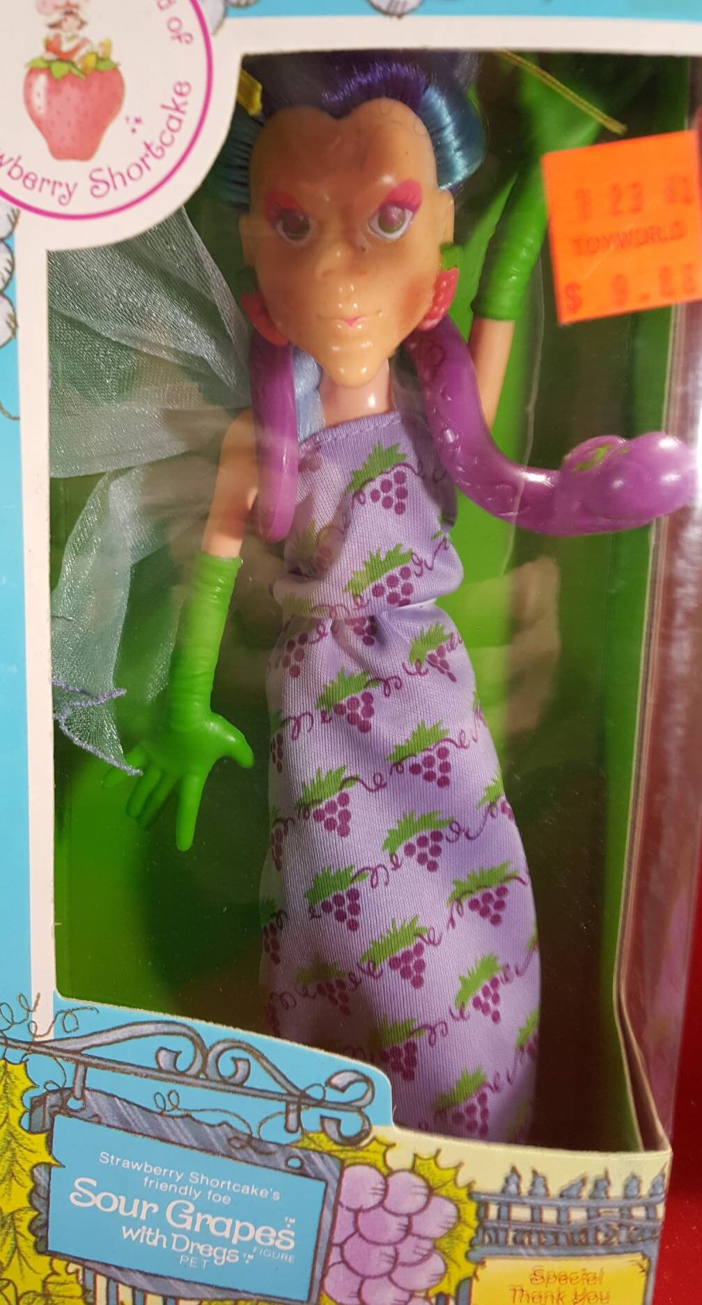 Sour grapes Strawberry Shortcake figure with dregs  nib