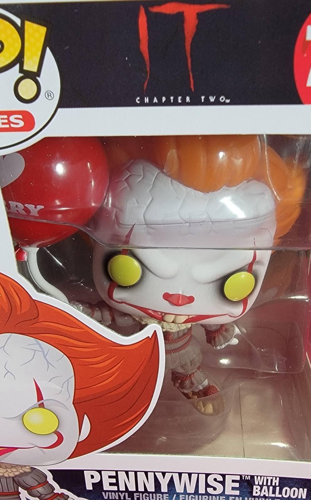 Pennywise with red balloon # 780 funko (nib) with pop protector