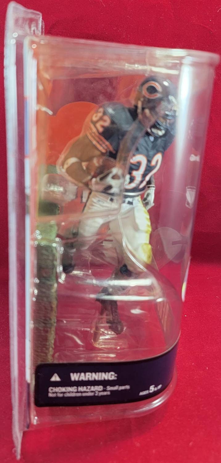 Nfl series 15 Cedric Benson (nib)