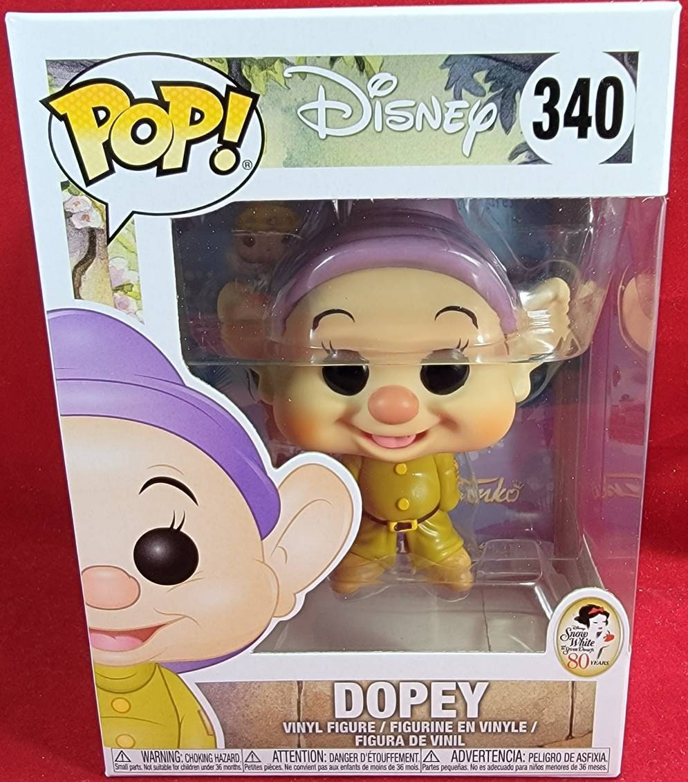 Snow white with Dopey set